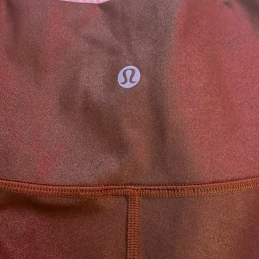Lululemon leggings (gold)